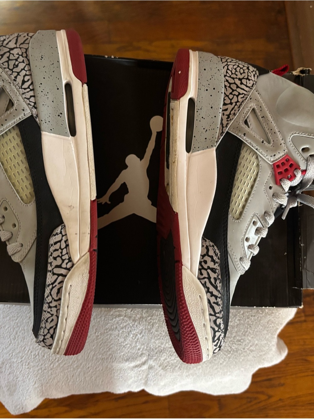 Jordan Men’s Basketball Sneakers - White/Black/Red/Grey